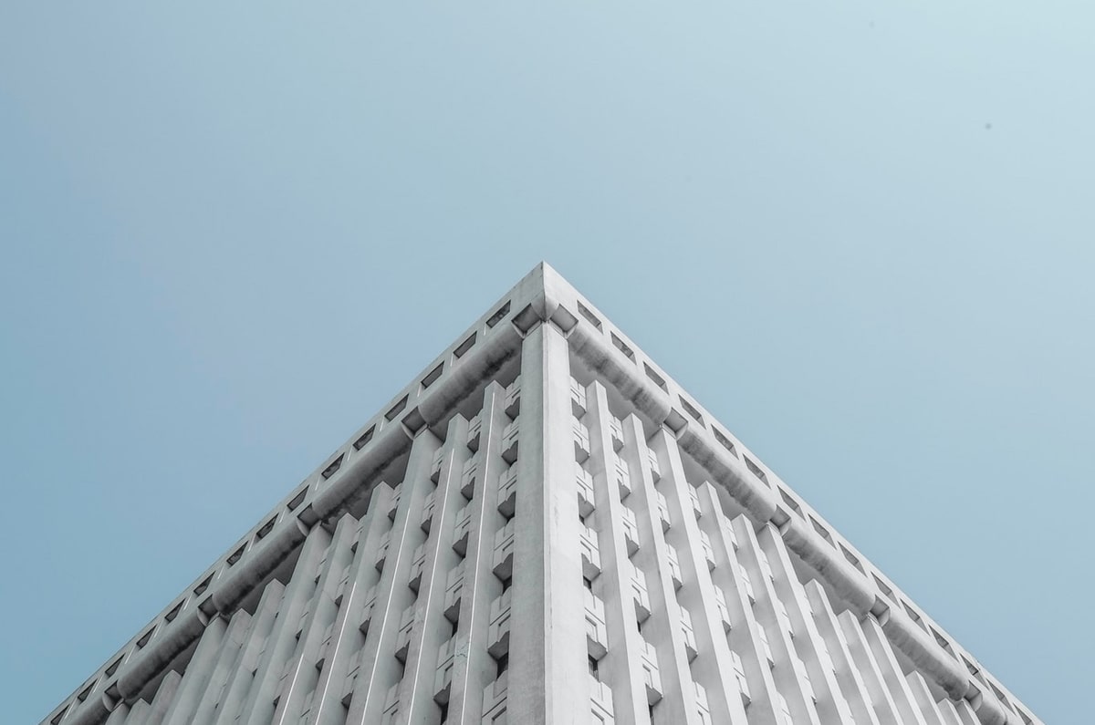 今日转会焦点信息：阿莫里姆猛追葡体核心，维拉接近锁定西甲攻击手！